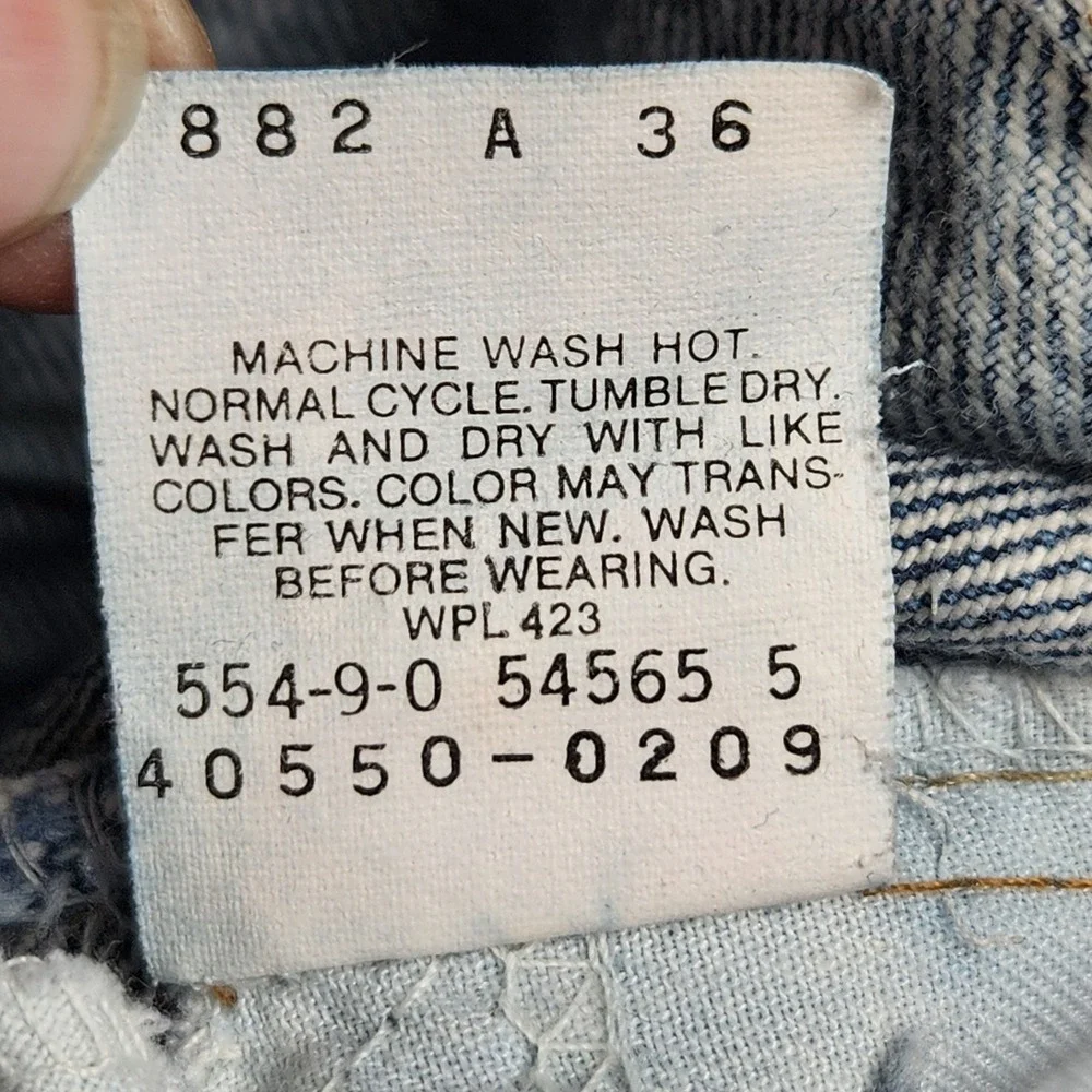 Vintage Levis 550 Jeans Mens 38x34 Made in USA Acid Wash Thrashed 40550-0209‎